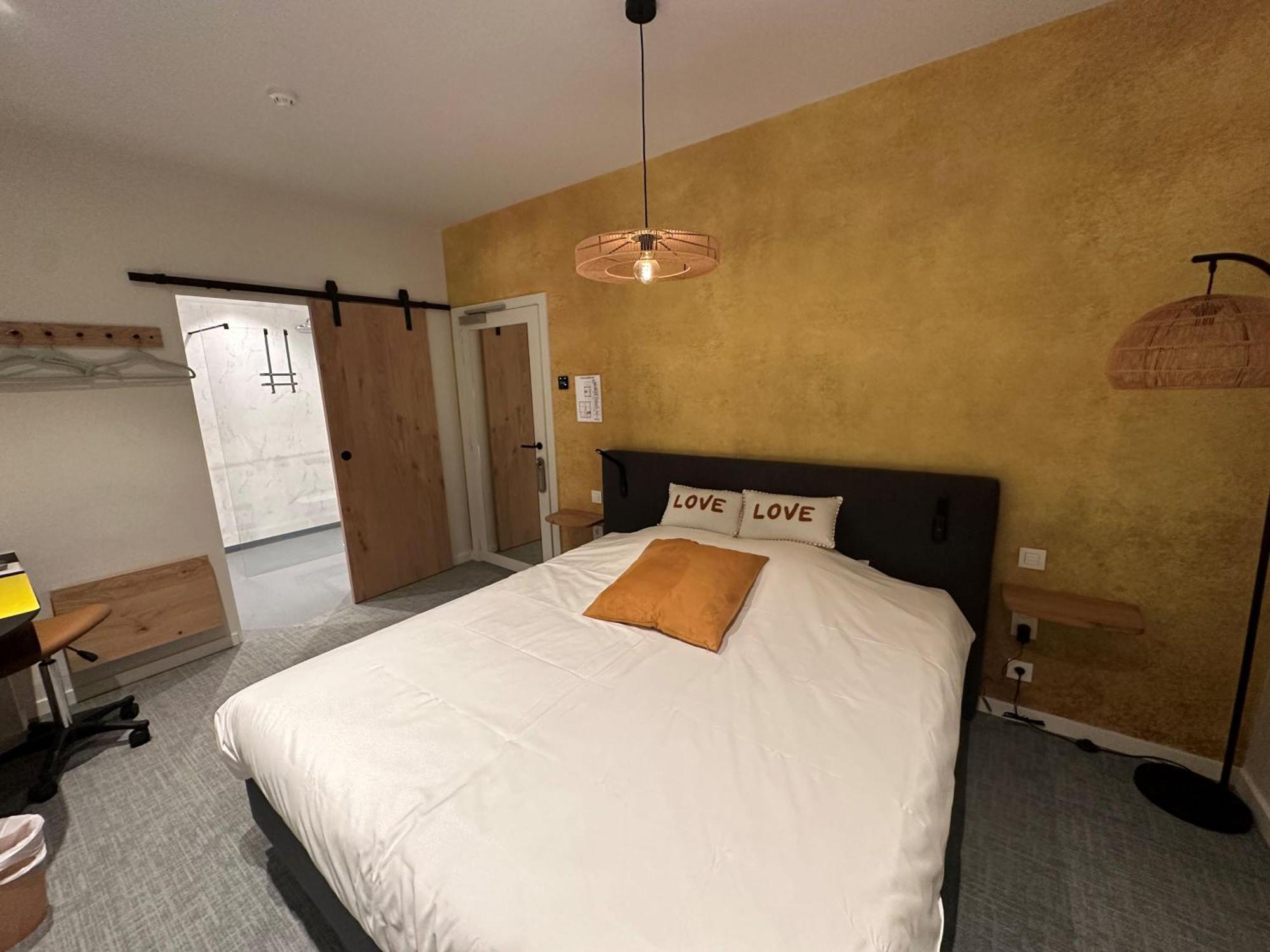 Hotel - B&B Elementum Kortrijk Buitenkant foto
